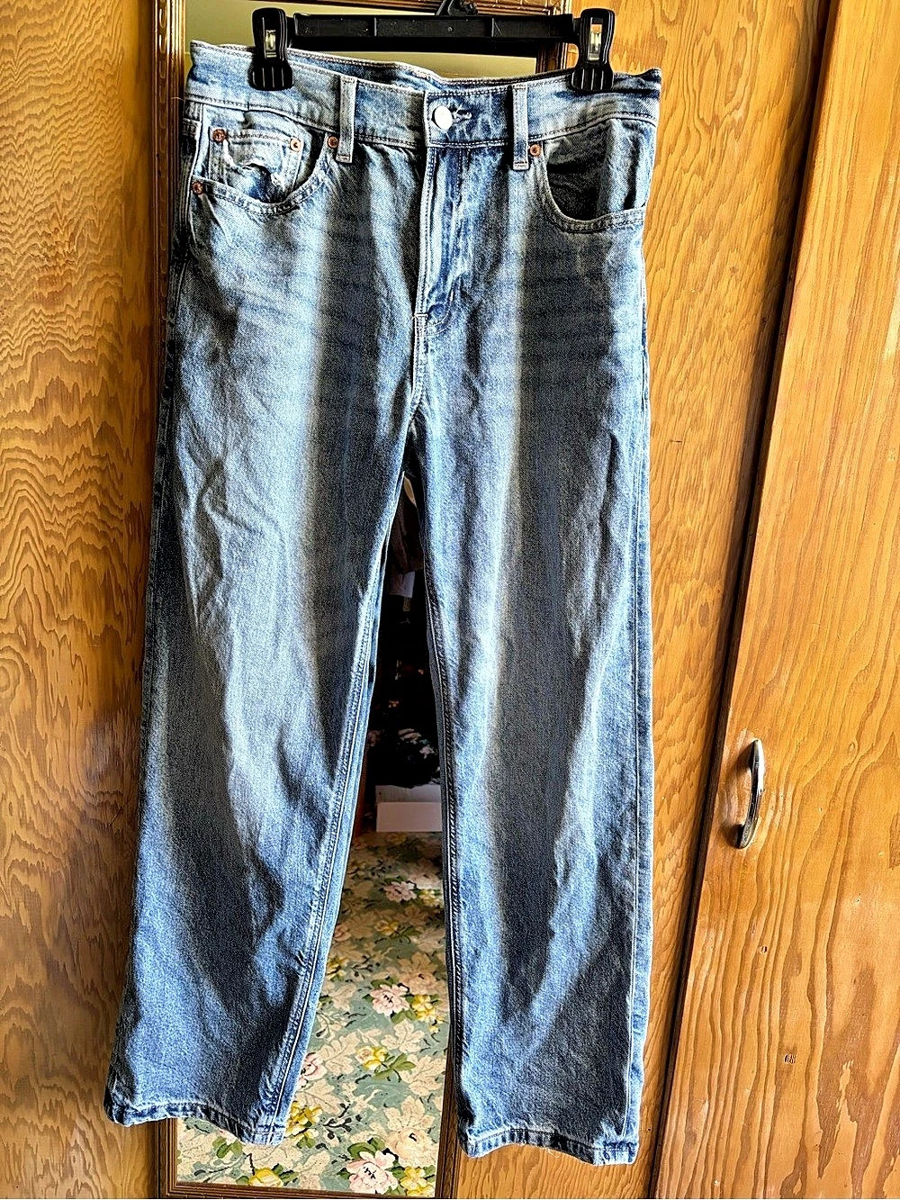 American Eagle AE Ex-Boyfriend Jean Straight Leg Jeans Blue Waist 4
*fits like